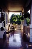 05_frontporch_crop